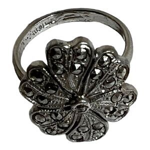Art Deco 925 Sterling Silver Vintage Marcasite Floral Leaf Heart Motif Ring 5.75
